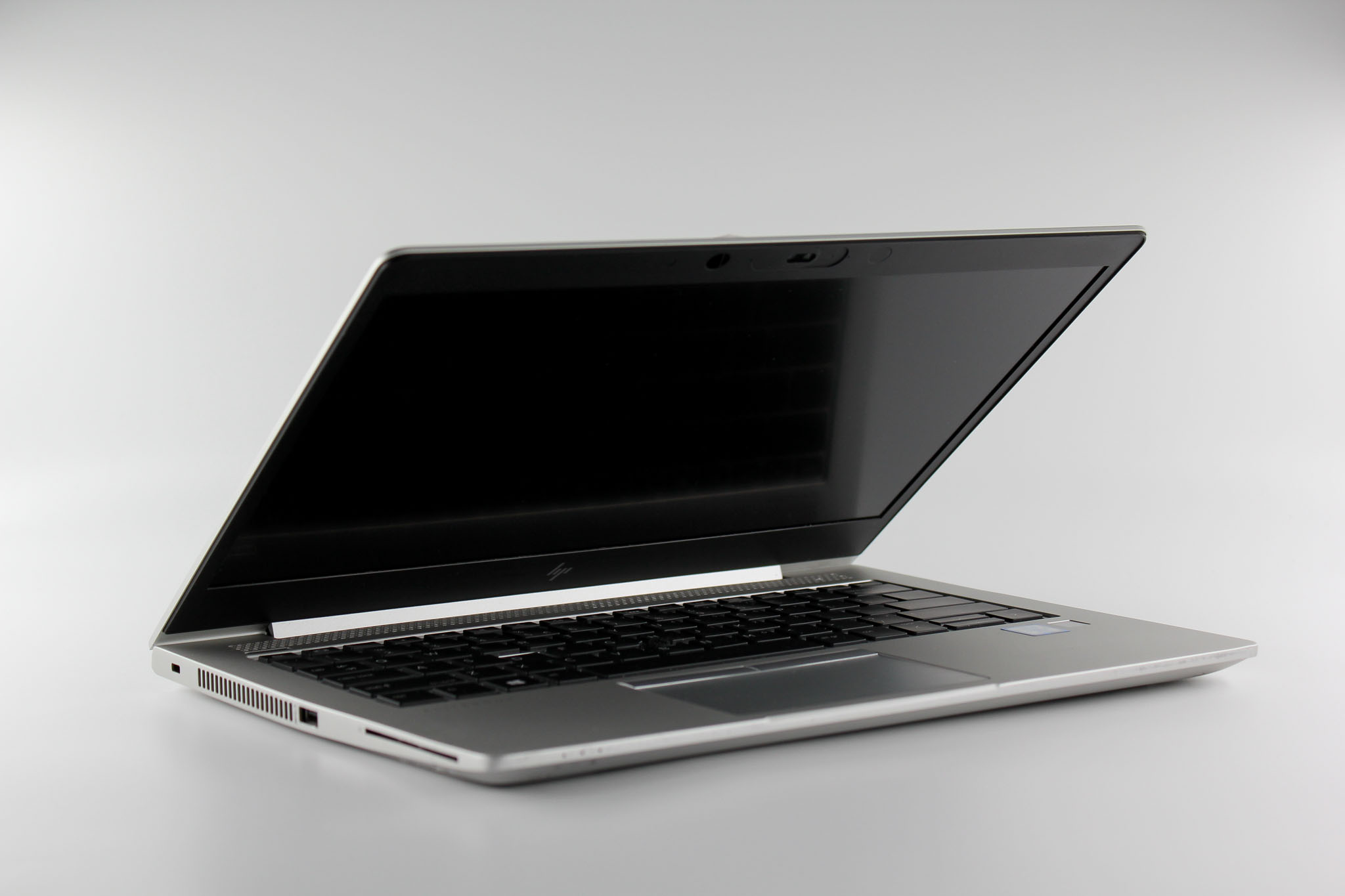 最大割引HP EliteBook 830 G5 Corei3 SSD256GB LTE その他ノートPC本体