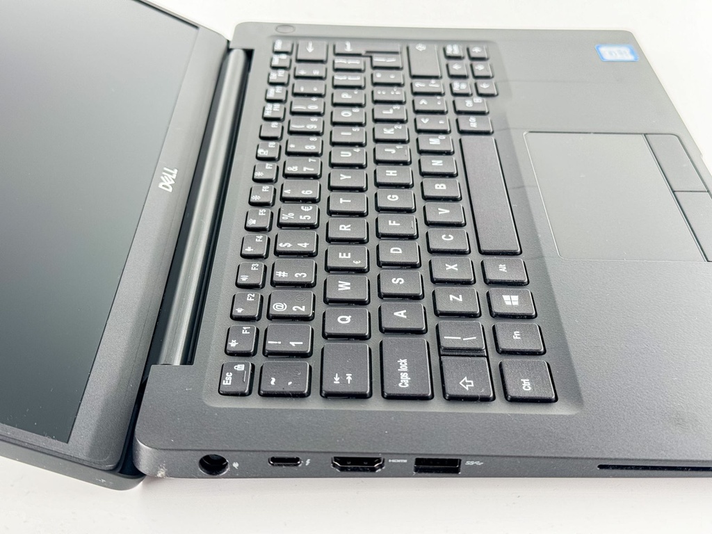 Dell Latitude 7400